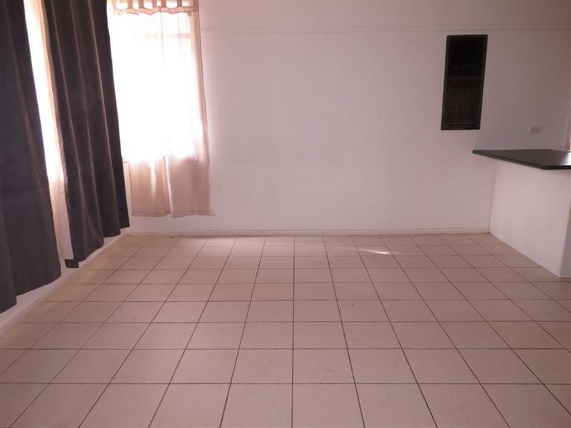 24 Glamorgan St, Blacktown NSW 2148