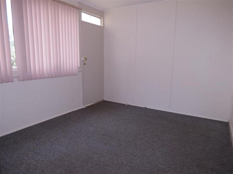 24 Glamorgan St, Blacktown NSW 2148