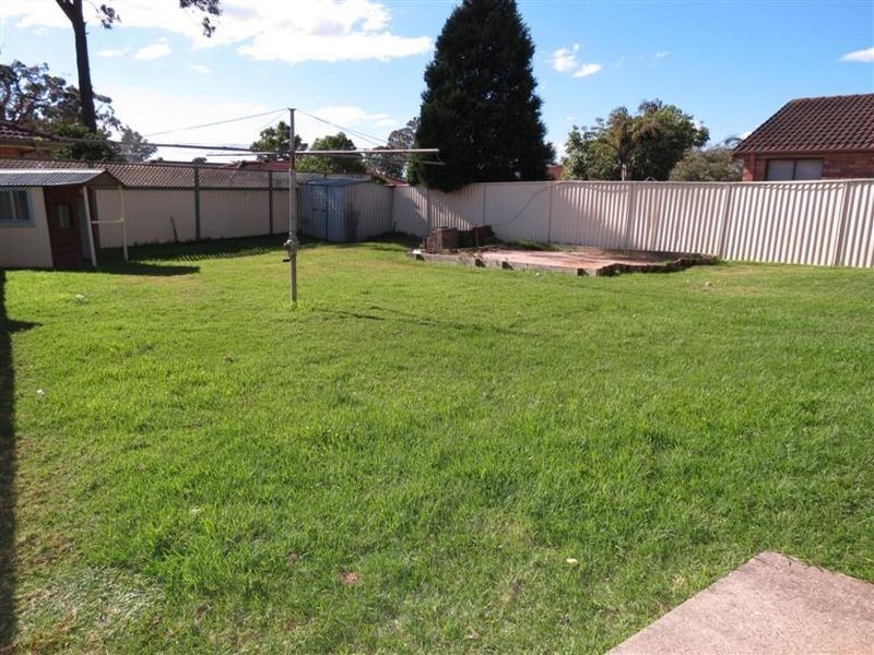 25 Kenyon Crescent, Doonside NSW 2767