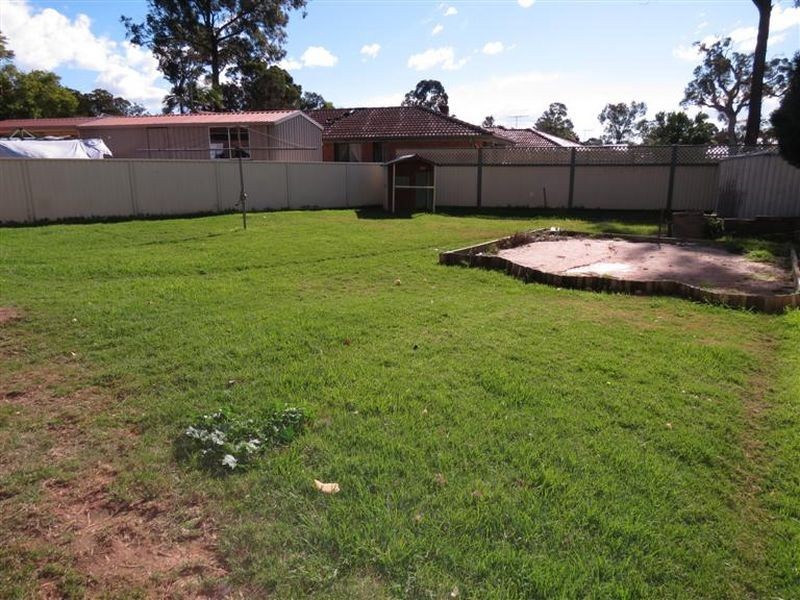 25 Kenyon Crescent, Doonside NSW 2767