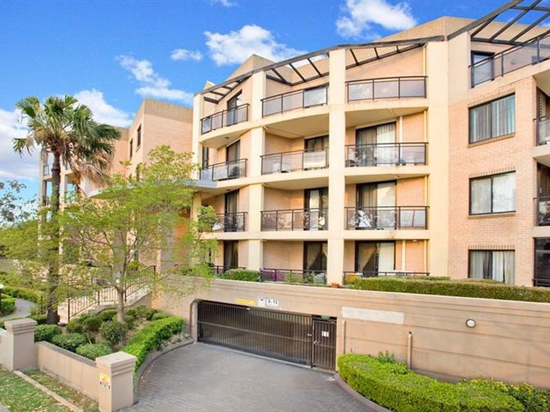 23/9-13 Griffiths Street, Blacktown NSW 2148