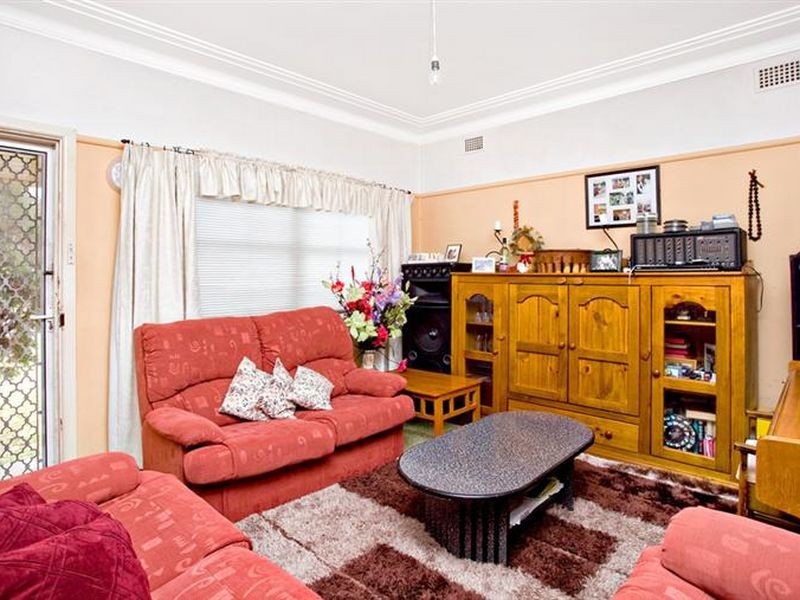 26 Bimbil Street, Blacktown NSW 2148