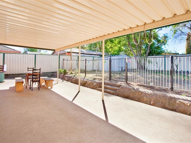 8 Quakers Hill Parkway, Quakers Hill NSW 2763