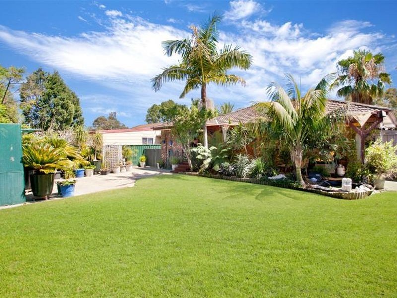 26 St Clair Avenue, St Clair NSW 2759