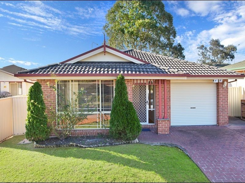 32 Appletree Grove, Oakhurst NSW 2761