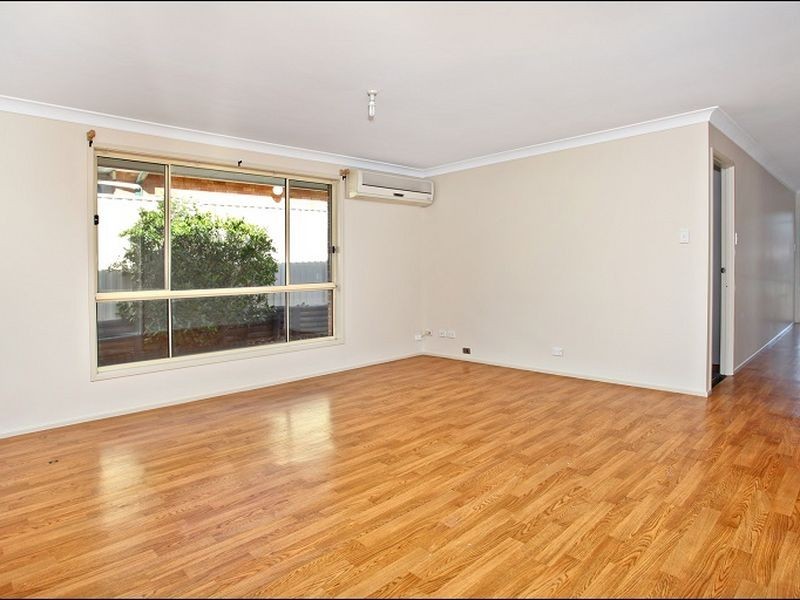 32 Appletree Grove, Oakhurst NSW 2761