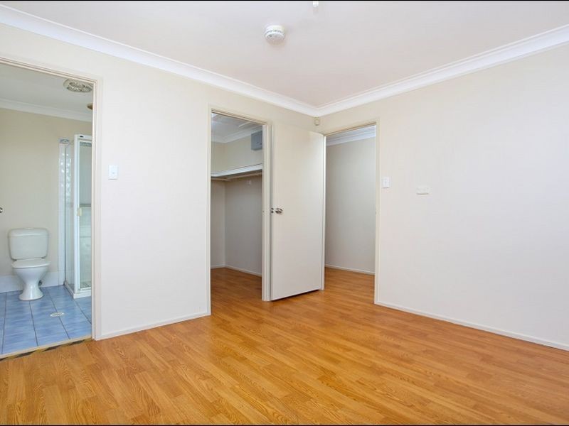 32 Appletree Grove, Oakhurst NSW 2761