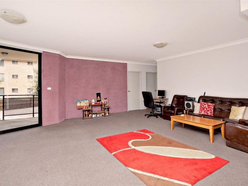 5/9-13 Griffiths Street, Blacktown NSW 2148