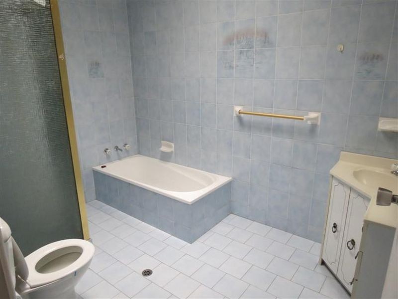 15 Mala Crescent, Blacktown NSW 2148