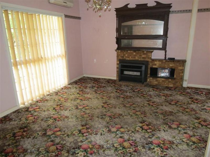 15 Mala Crescent, Blacktown NSW 2148