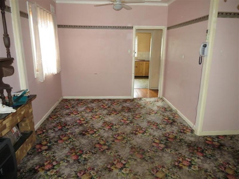 15 Mala Crescent, Blacktown NSW 2148