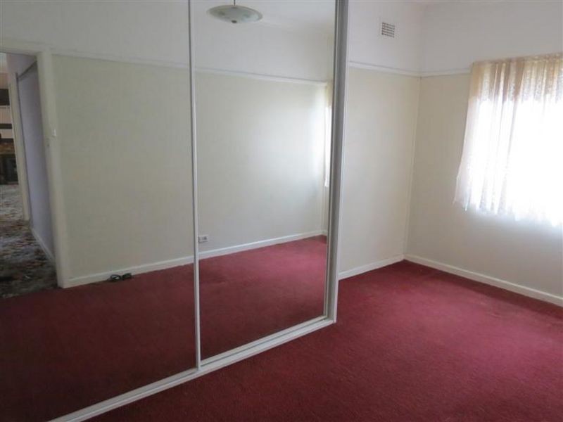 15 Mala Crescent, Blacktown NSW 2148