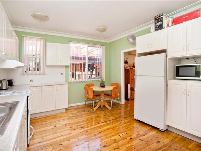 28 Craig Street, Blacktown NSW 2148