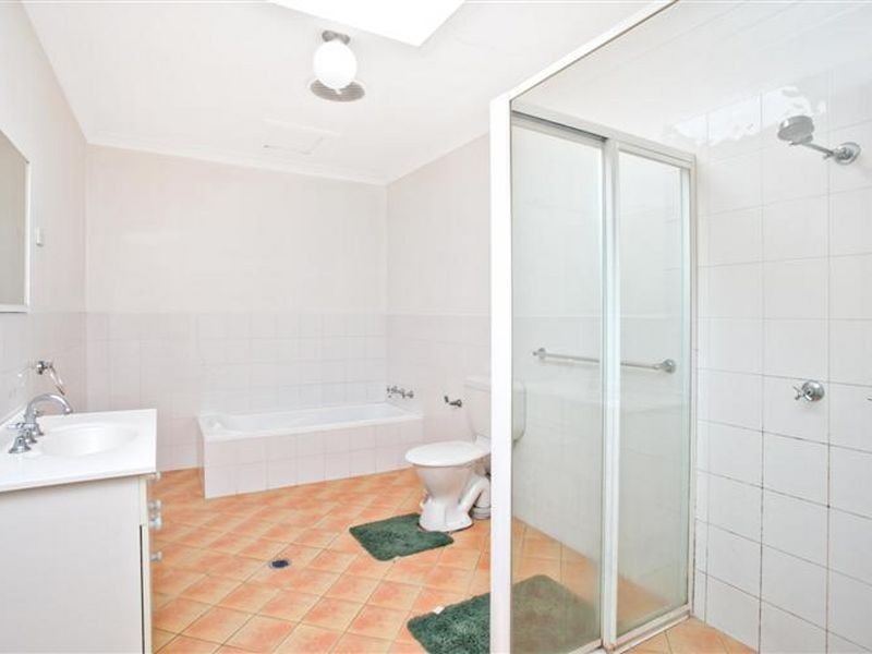 76 Barbara Blvd, Seven Hills NSW 2147