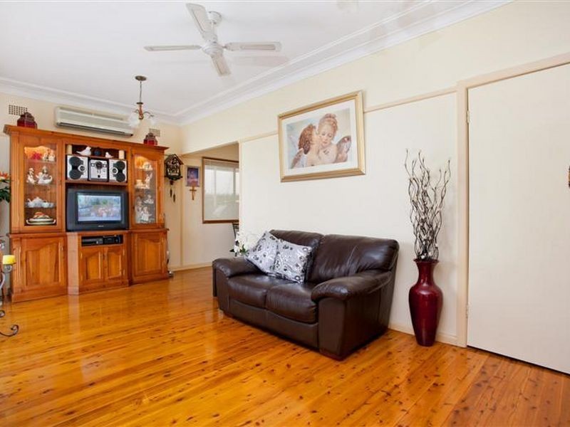 42 Archer Street, Blacktown NSW 2148