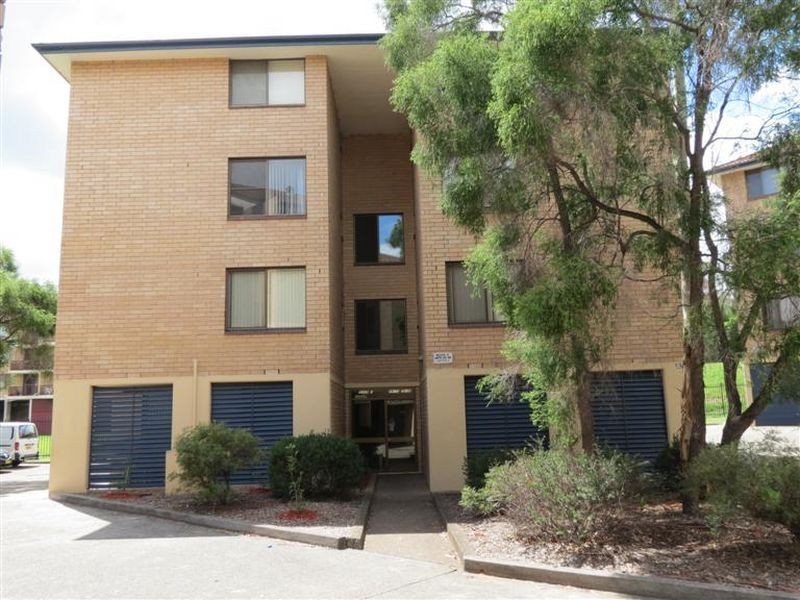 68/5 Griffiths Street, Blacktown NSW 2148