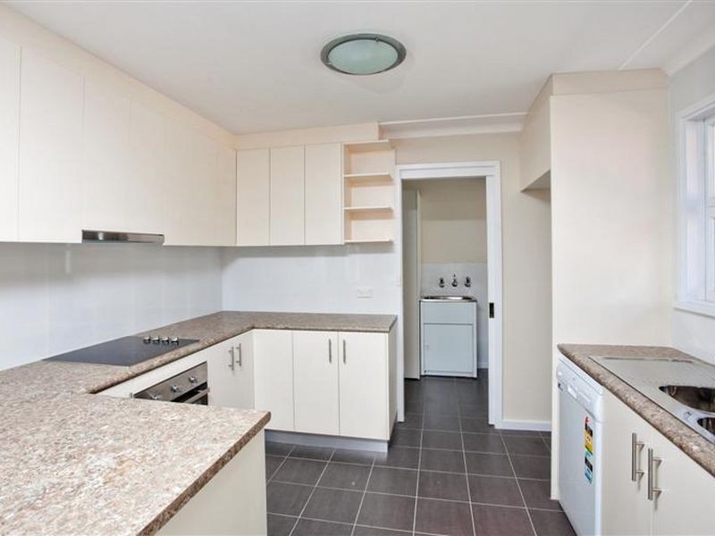 28 Burrell Parade, Blacktown NSW 2148