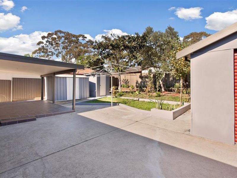 28 Burrell Parade, Blacktown NSW 2148