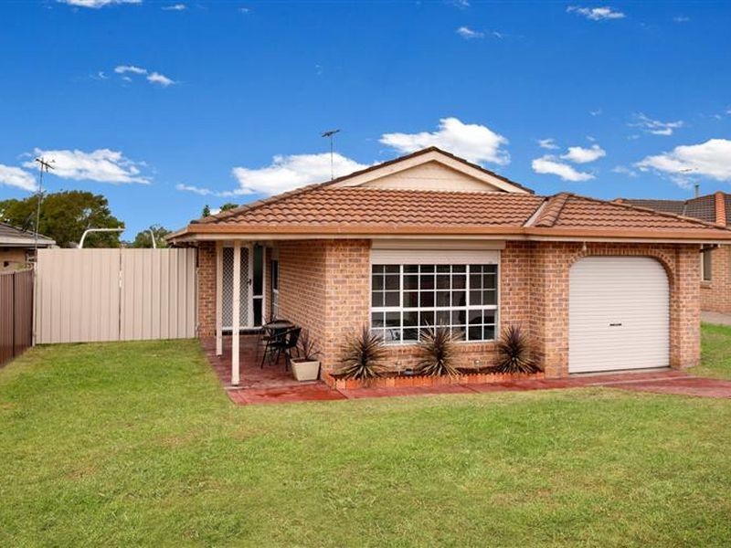 18 Buckwell Drive, Hassall Grove NSW 2761