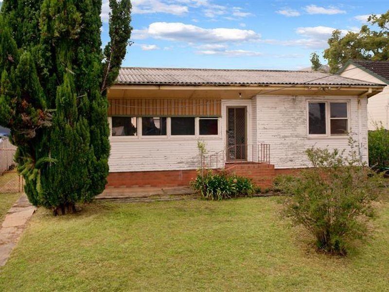 11 Gunn Road, Lalor Park NSW 2147