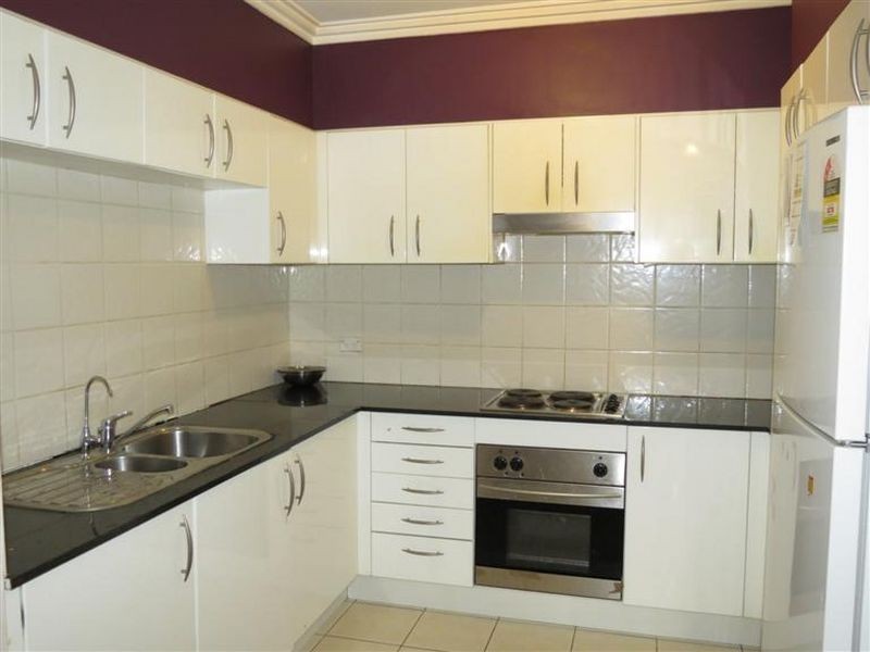 2/16-18 Fifth Avenue, Blacktown NSW 2148