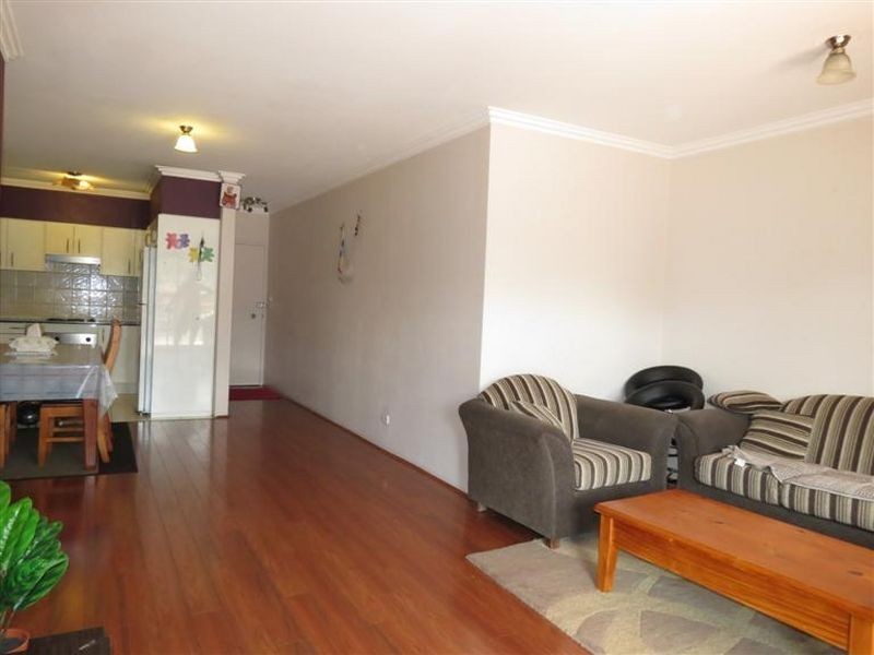 2/16-18 Fifth Avenue, Blacktown NSW 2148