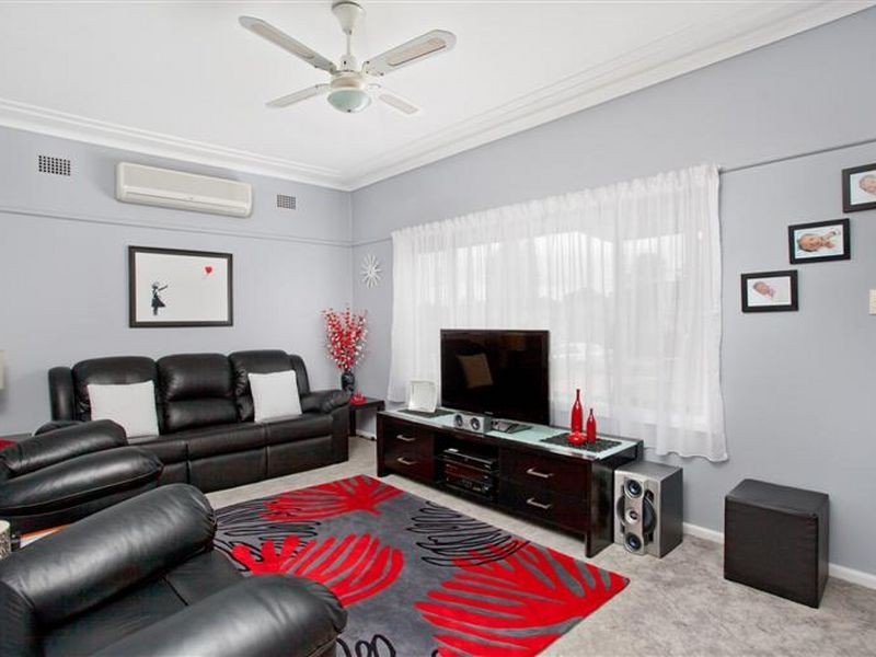 17 Anne Street, Blacktown NSW 2148