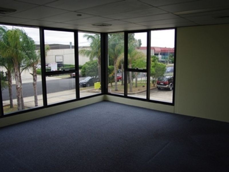 2/13 Carnegie Place, Blacktown NSW 2148