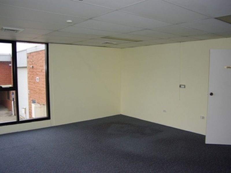 2/13 Carnegie Place, Blacktown NSW 2148
