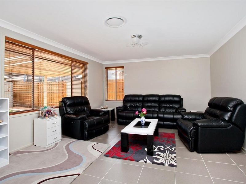 22 Coobowie Drive, The Ponds NSW 2769