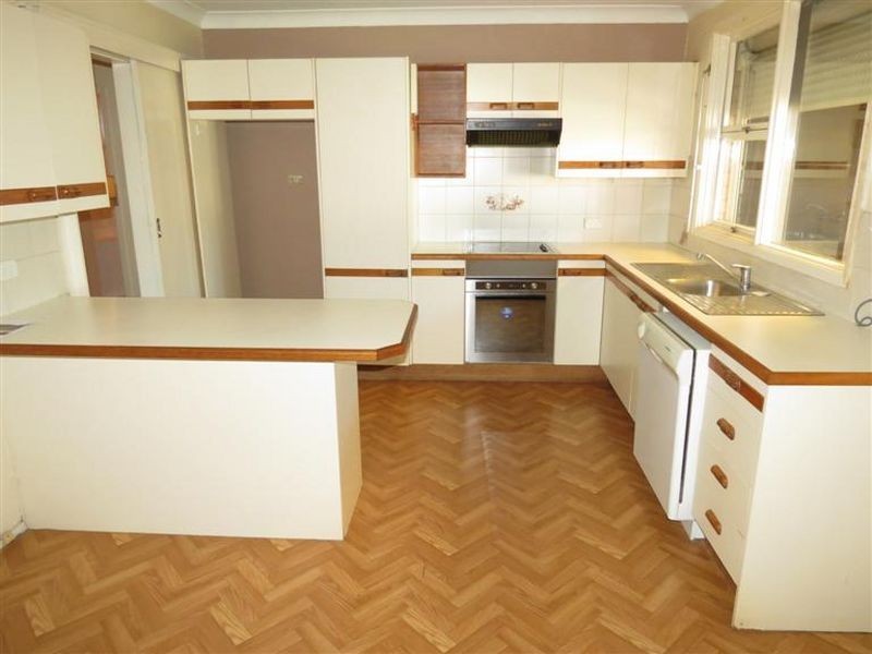 54 Kurrajong Crescent, Blacktown NSW 2148