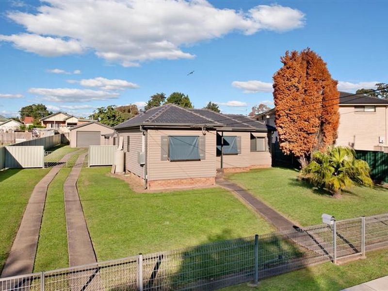 51 Stewart Avenue, Blacktown NSW 2148