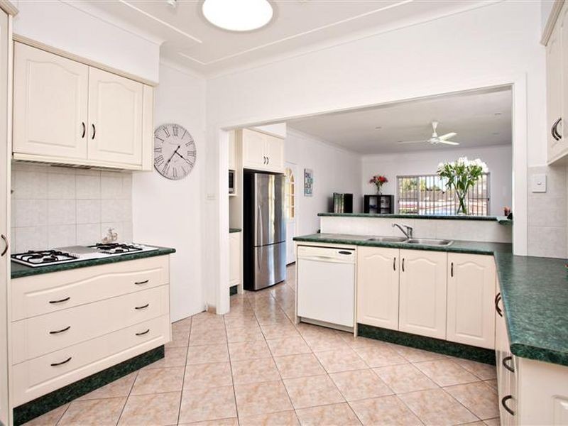 27 Walters Road, Blacktown NSW 2148