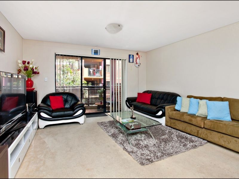 10/25-27 Kildare Road, Blacktown NSW 2148