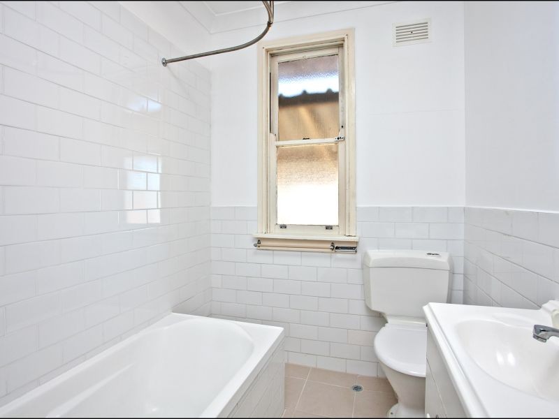 55 Noumea Street, Lethbridge Park NSW 2770