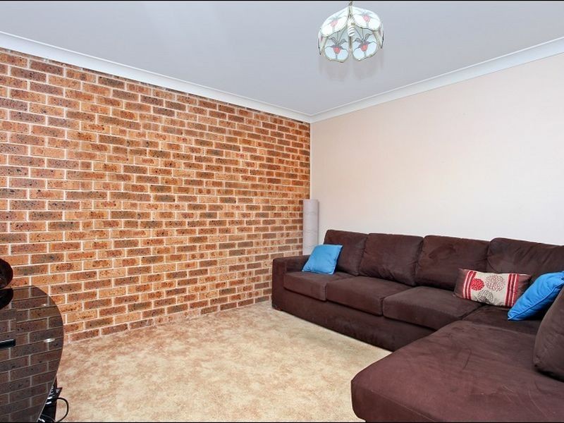 27 Griffin Place, Doonside NSW 2767