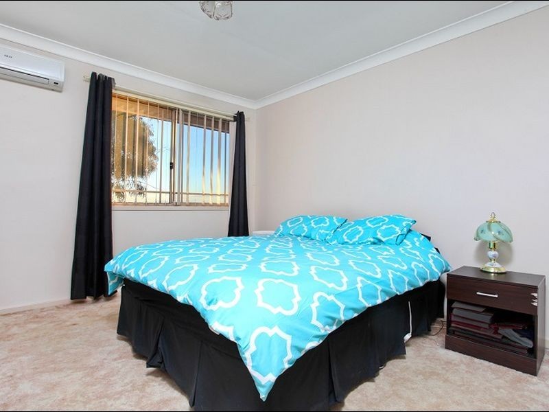 27 Griffin Place, Doonside NSW 2767