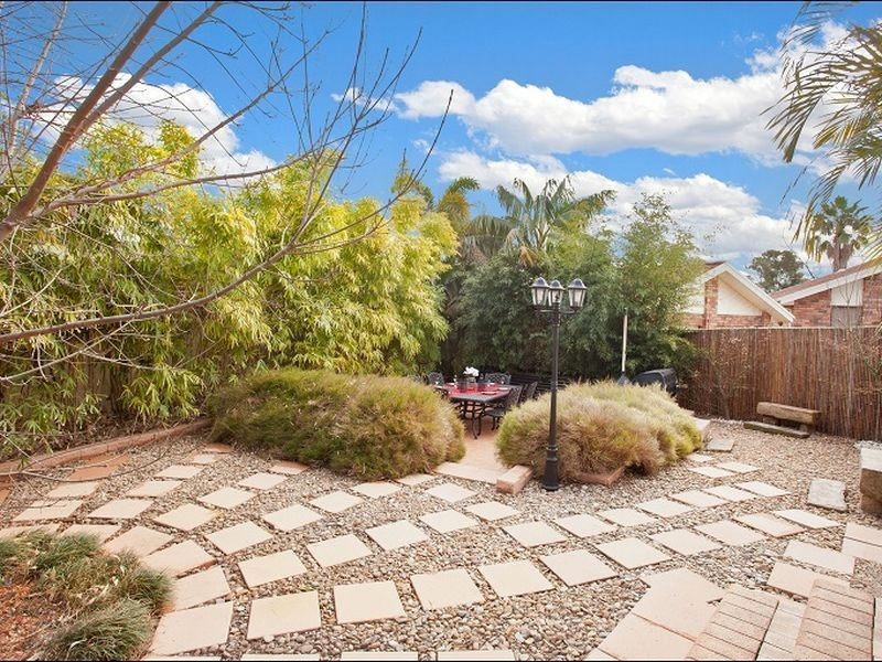 9 Weaver Place, Minchinbury NSW 2770
