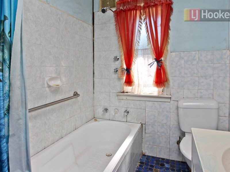 6 Aurora Drive, Whalan NSW 2770