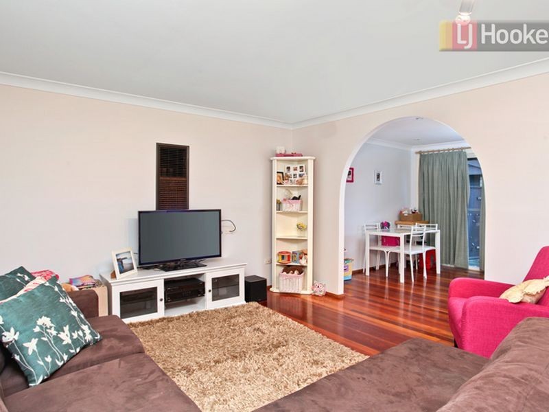 11 Dubbo Street, Quakers Hill NSW 2763