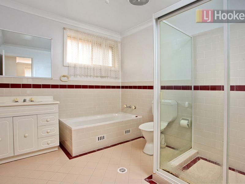 2/26 Hillcrest Road, Quakers Hill NSW 2763