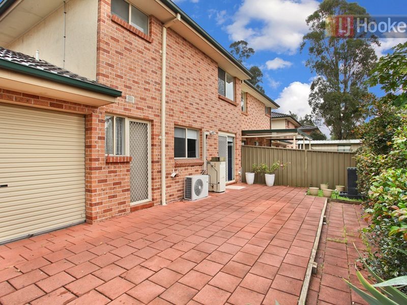 2/26 Hillcrest Road, Quakers Hill NSW 2763
