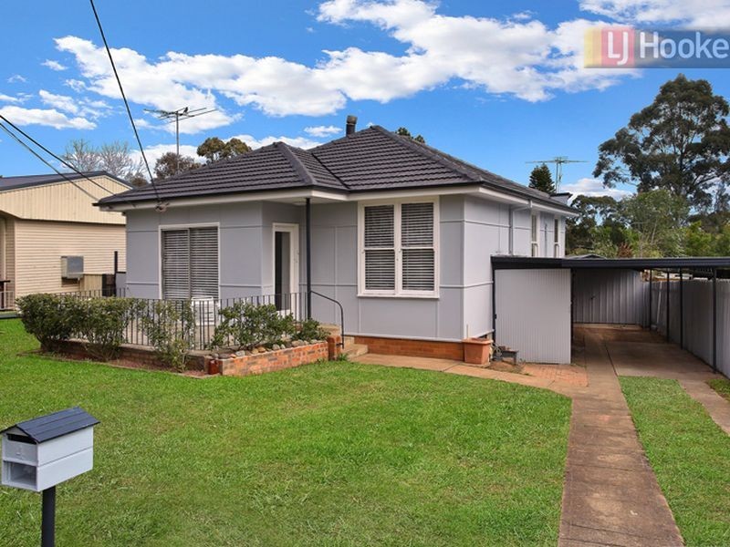 4 Gunn Road, Lalor Park NSW 2147