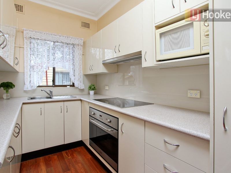 34 Davis Road, Marayong NSW 2148