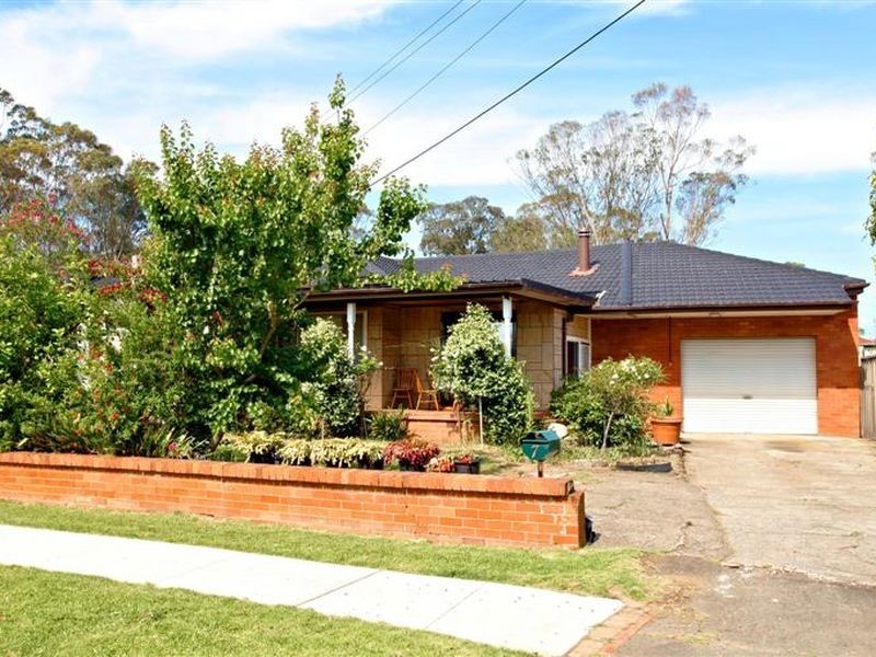 7 Stewart Avenue, Blacktown NSW 2148