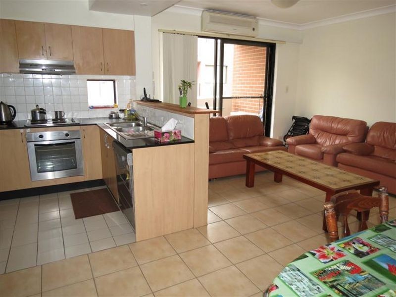 16/20-22 Clifton Street, Blacktown NSW 2148