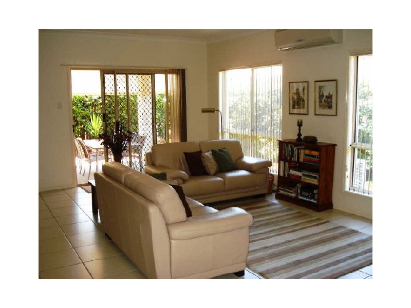 Sandstone Point QLD 4511