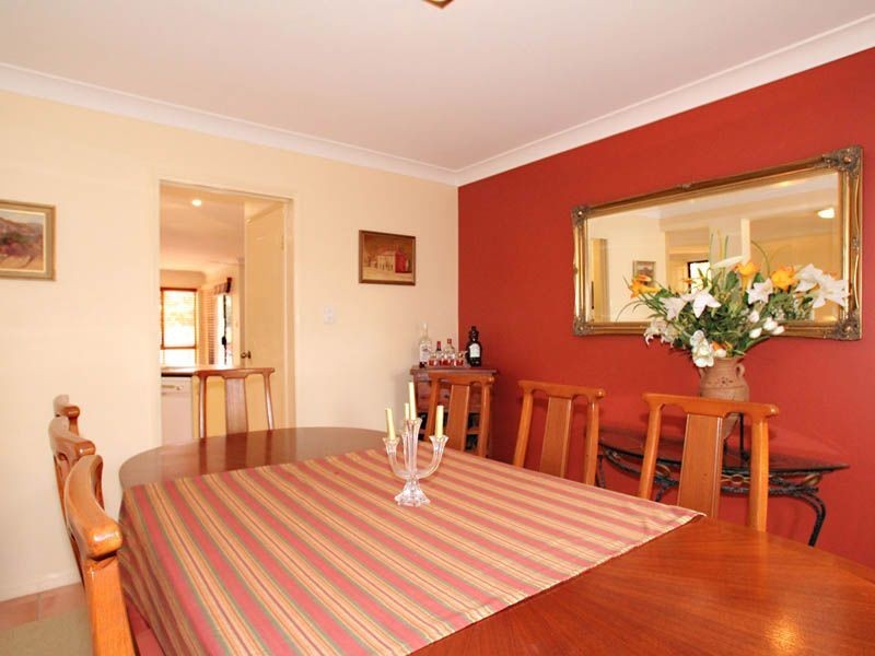 9 Sunbrite Court, Sandstone Point QLD 4511