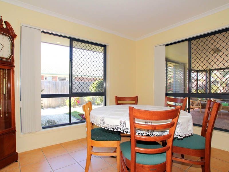 231 Bestmann Road, Sandstone Point QLD 4511