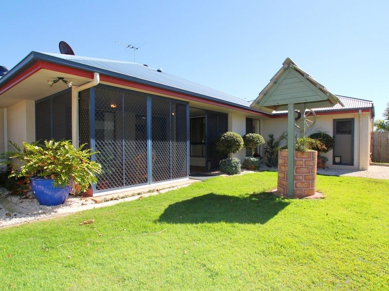 231 Bestmann Road, Sandstone Point QLD 4511